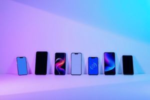 Вибір смартфона в 2025: порівняння за ціною та