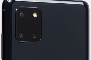 Смартфон Samsung Galaxy Note10 Lite