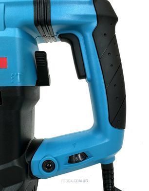 Перфоратор бочковий Makita HR 3000 C (1850 Вт 7,5 Дж) Потужний перфоратор Макіта з патроном sds-plus у кейсі