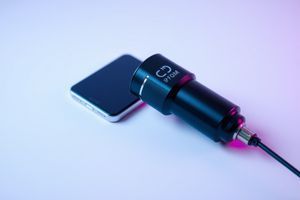 Автомобільна зарядка з FM трансмітером для смартфону