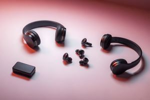 Як вибрати навушники для смартфона: рейтинг популярних