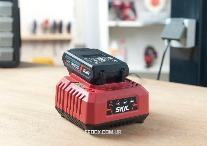 Акумулятор із зарядним пристроєм, SKIL 3110 AA, 2,5 Ah