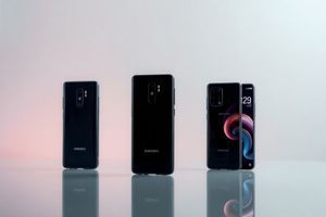 Samsung Galaxy S20 Ultra: сравнение версий и цена в Украине