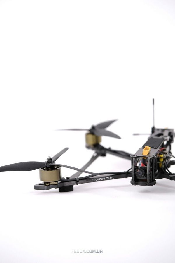 Квадрокоптер для задач Камикадзе или Разведки. Дрон FPV-8