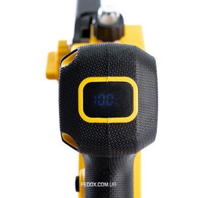 Безщіткова акумуляторна пила DeWalt DCMPS530P2 (36V,6AH) 20 см Мініпила девольт з автоматичним мастилом
