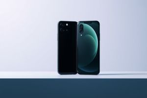 Google Pixel 9 Pro XL vs iPhone 16 Pro Max: порівняння